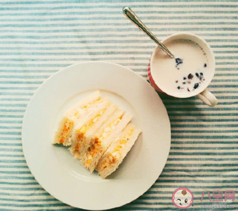 如何做出既簡單又營養(yǎng)的早餐 早餐怎么吃出幸福感 如何做出既簡單又營養(yǎng)的早餐 早餐怎么吃出幸福感