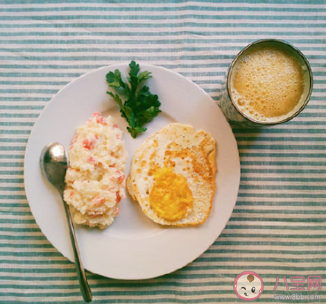 如何做出既簡單又營養(yǎng)的早餐 早餐怎么吃出幸福感 如何做出既簡單又營養(yǎng)的早餐 早餐怎么吃出幸福感