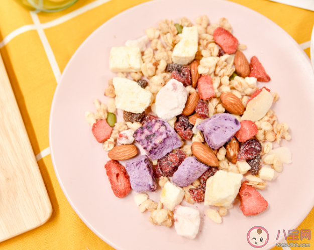 水果干適合減肥期間吃嗎 如何選擇水果干 水果干適合減肥期間吃嗎 如何選擇水果干