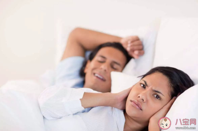 打呼嚕為什么會導(dǎo)致心肌梗死 怎樣做防止睡覺打鼾引來心肌梗死