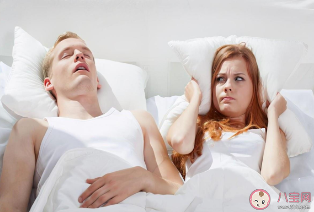 打呼嚕為什么會導(dǎo)致心肌梗死 怎樣做防止睡覺打鼾引來心肌梗死