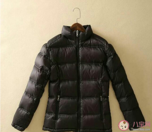 如何辨別劣質羽絨服 劣質羽絨服對身體有哪些危害 如何辨別劣質羽絨服 劣質羽絨服對身體有哪些危害