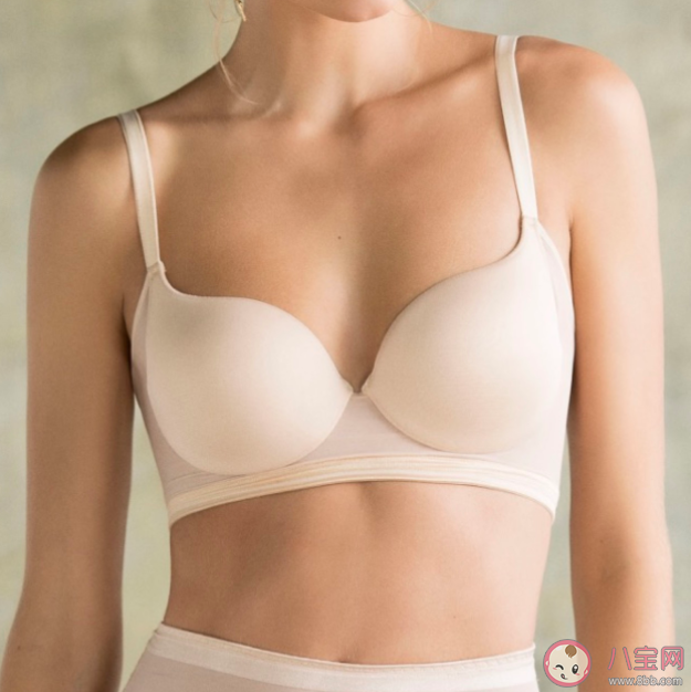 兩側(cè)乳房不一樣大原因有哪些 乳房不對(duì)稱怎么調(diào)整