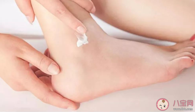 烤火喝酒治凍瘡可取嗎 哪些人容易長凍瘡 烤火喝酒治凍瘡可取嗎 哪些人容易長凍瘡