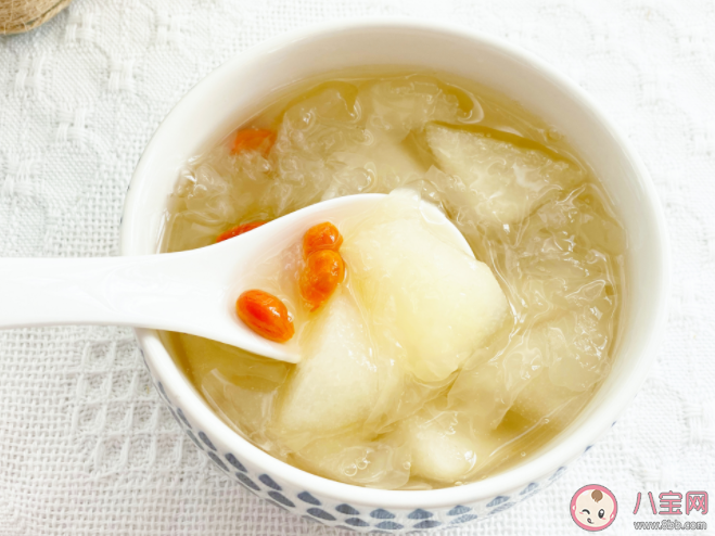 熬梨湯真能潤肺止咳嗎 ?為什么煮出的梨湯發(fā)黑 熬梨湯真能潤肺止咳嗎 ?為什么煮出的梨湯發(fā)黑