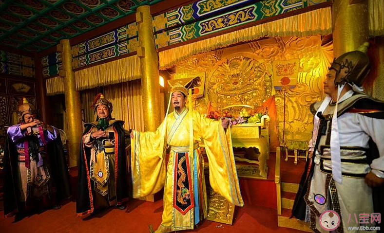 古代上朝時間為什么那么早 在古代天天都要上朝嗎