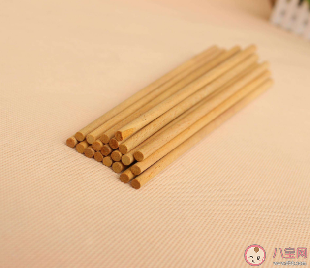 如何正確清洗筷子 筷子什么樣是變質了 如何正確清洗筷子 筷子什么樣是變質了