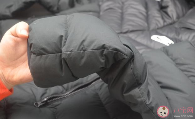為什么羽絨服洗了之后變薄了 怎么洗羽絨服不傷羽絨 為什么羽絨服洗了之后變薄了 怎么洗羽絨服不傷羽絨