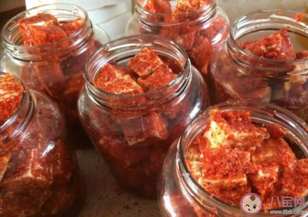 霉豆腐長黑毛是不是壞了變質了 怎么才能讓霉豆腐快速長霉