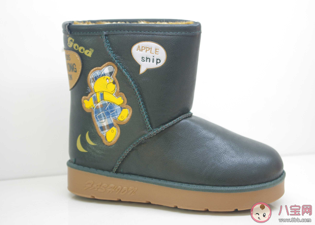 寶寶適合穿雪地靴嗎 如何正確給寶寶選冬鞋