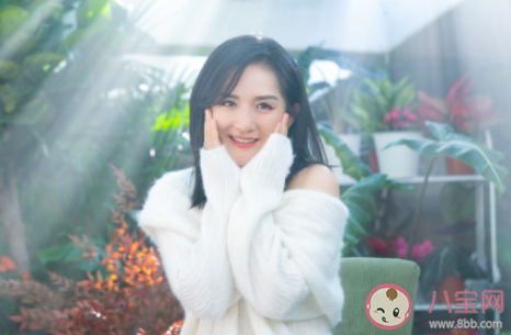 謝娜《小風(fēng)箏》歌詞是什么 《小風(fēng)箏》完整版歌詞在線聽(tīng)歌