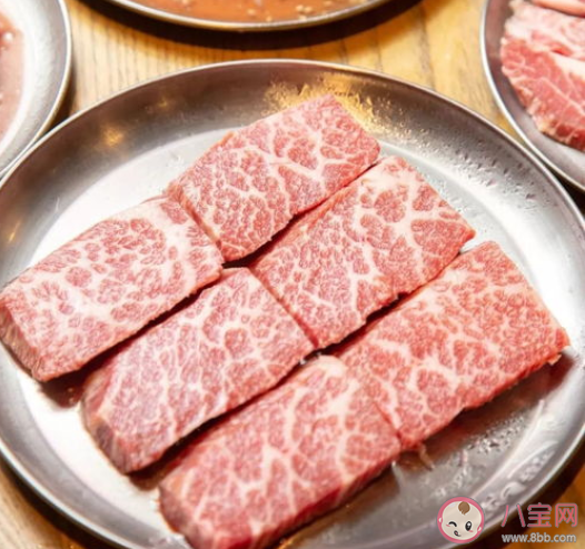 霜降牛肉的霜降指的是什么 霜降牛肉和雪花牛肉有什么區(qū)別 霜降牛肉的霜降指的是什么 霜降牛肉和雪花牛肉有什么區(qū)別