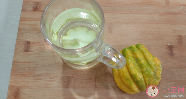 佛手柑可以直接吃嗎怎么吃好吃 佛手柑里邊有果肉嗎 佛手柑可以直接吃嗎怎么吃好吃 佛手柑里邊有果肉嗎