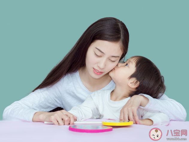恰到好處的母愛是什么樣子 媽媽的情緒會影響孩子性格嗎