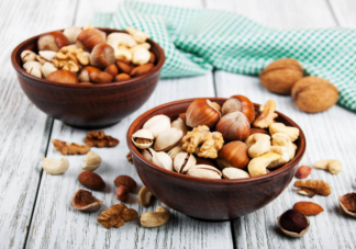 吃堅(jiān)果會(huì)導(dǎo)致高血脂嗎 如何正確吃堅(jiān)果