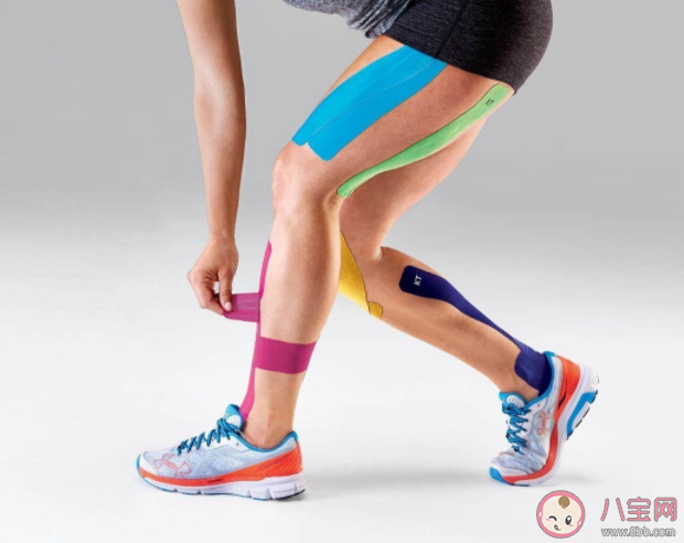 運動員貼的彩色膠布是什么 肌貼有什么功能作用 運動員貼的彩色膠布是什么 肌貼有什么功能作用