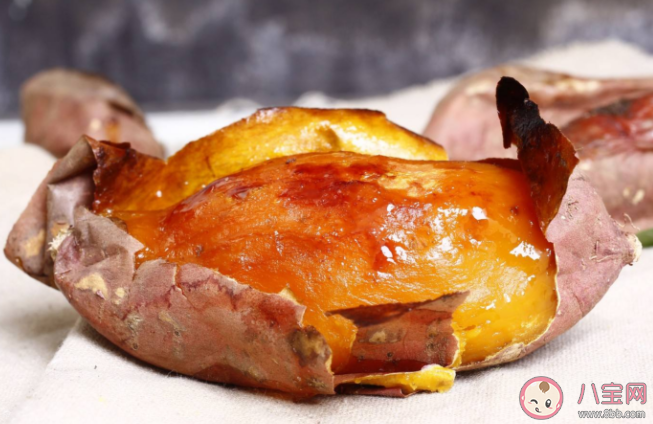 街邊烤紅薯為什么更好吃 烤紅薯吃了長胖嗎