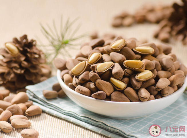 堅(jiān)果每天吃多少比較好 每天1包堅(jiān)果會(huì)得高血脂嗎 堅(jiān)果每天吃多少比較好 每天1包堅(jiān)果會(huì)得高血脂嗎