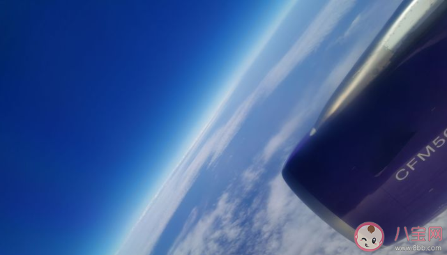 坐飛機哪個位置風景比較好 坐飛機流程是怎樣的