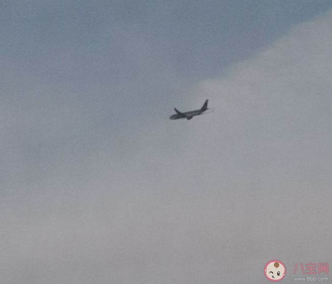 坐飛機哪個位置風景比較好 坐飛機流程是怎樣的