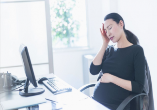 懷孕期間可以看電腦嗎 懷孕上班用電腦要注意什么