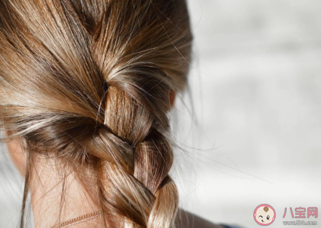 脫發的人還能染發嗎 染發會導致脫發嗎