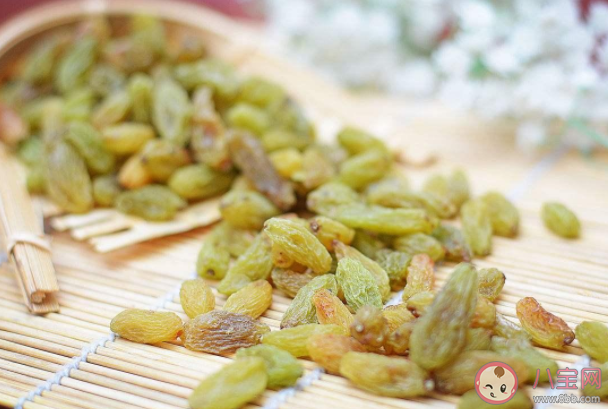 葡萄干上有什么臟東西 葡萄干不洗吃了有害嗎 葡萄干上有什么臟東西 葡萄干不洗吃了有害嗎