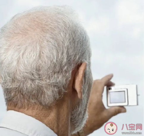 長了白頭發到底能不能拔 白頭發該怎么辦