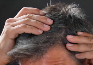 用特制的藥水洗頭可以重新長出白發是真的嗎 白頭發拔掉以后能長出黑發嗎