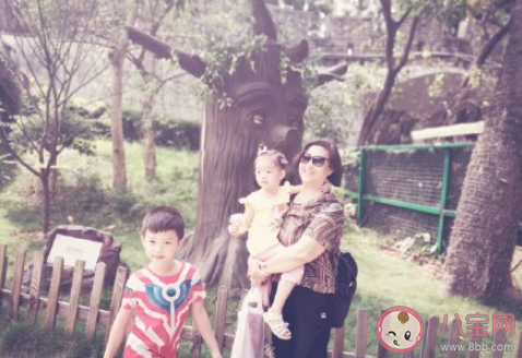 老人有義務幫子女帶孩子么 老人應不應該幫子女帶孩子