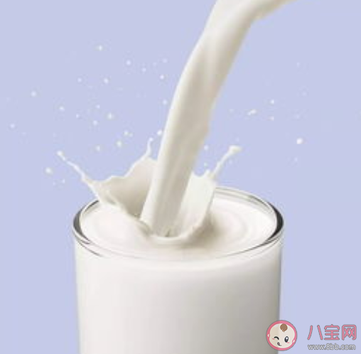 水果和牛奶可以一起食用嗎 牛奶能和含草酸蔬果一起吃嗎