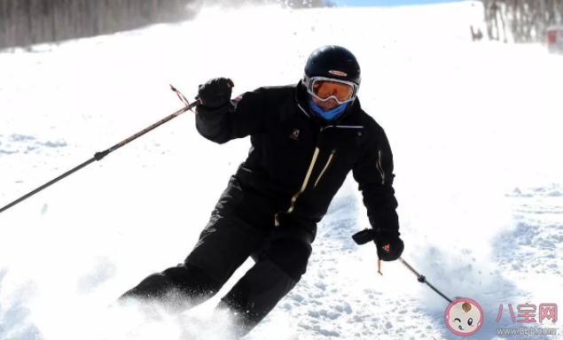 雪盲癥是怎么回事 滑雪出現雪盲癥怎么辦 雪盲癥是怎么回事 滑雪出現雪盲癥怎么辦