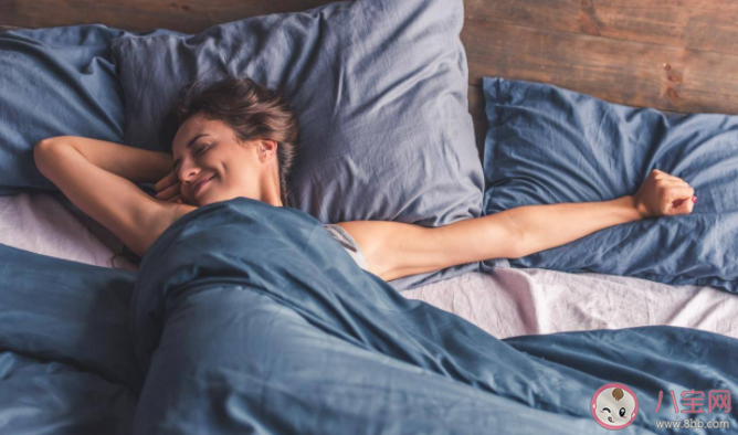 周末補(bǔ)覺沒用的原因是什么 周末補(bǔ)覺更容易長胖 周末補(bǔ)覺沒用的原因是什么 周末補(bǔ)覺更容易長胖