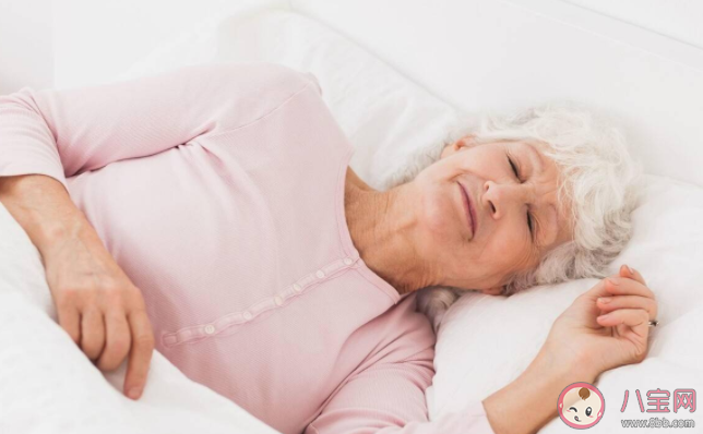 為何越老越難睡好覺 老人如何睡好覺 為何越老越難睡好覺 老人如何睡好覺