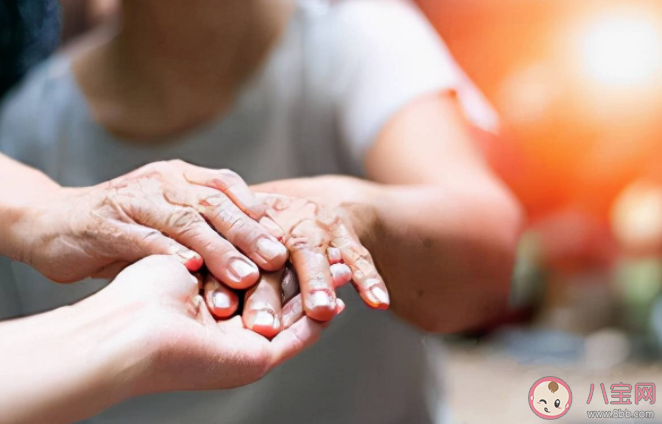 為何阿爾茲海默癥偏愛女性 如何預防阿爾茲海默癥 為何阿爾茲海默癥偏愛女性 如何預防阿爾茲海默癥