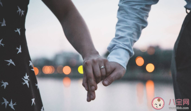 婚姻里談錢傷感情嗎 為什么好的婚姻關(guān)系離不開錢