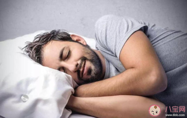 晚上睡不著和熬夜有區別嗎 幫助快速入睡的助眠小妙招