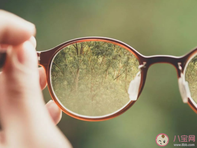 近視五百度以上什么體驗 近視500度嚴重嗎