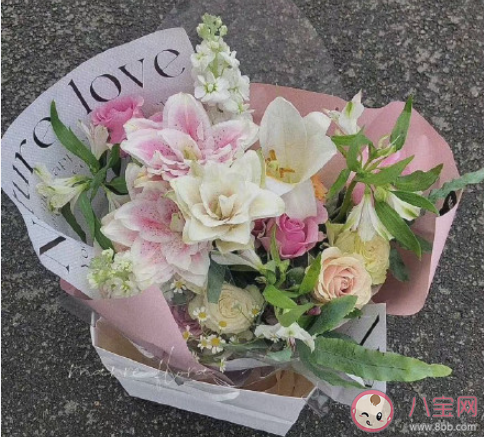 怎么理解無需回應(yīng)式友情 無需回應(yīng)式的友情是怎樣的