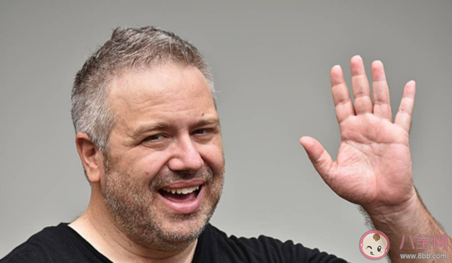 男人發(fā)福通常先胖哪 中年發(fā)福和什么有關(guān) 男人發(fā)福通常先胖哪 中年發(fā)福和什么有關(guān)