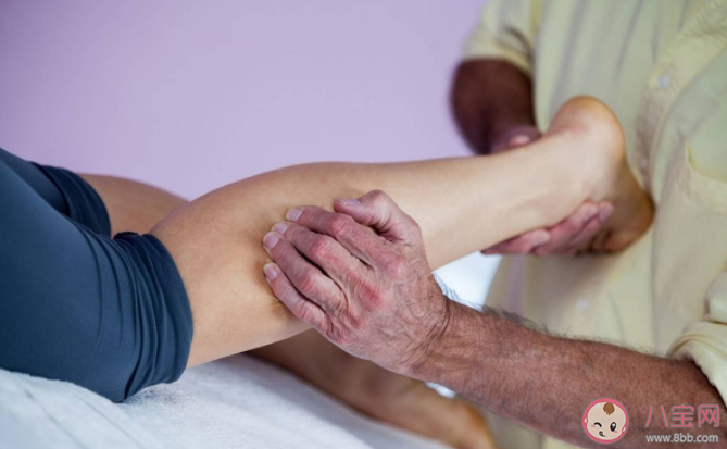 老年人夜間小腿抽筋如何處理 老年人如何預防腿抽筋