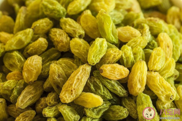 吃葡萄干等于吃糖嗎 吃葡萄干有哪些營(yíng)養(yǎng)優(yōu)勢(shì) 吃葡萄干等于吃糖嗎 吃葡萄干有哪些營(yíng)養(yǎng)優(yōu)勢(shì)