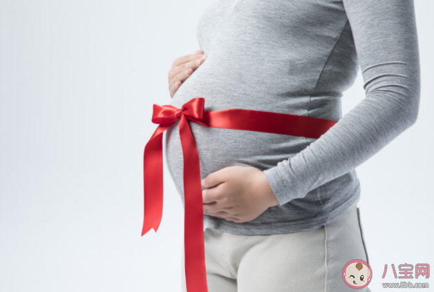 寶寶在羊水中為什么不會嗆水胎兒在子宮里如何呼吸