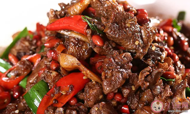 《一代洪商》說的硬菜是什么 血粑鴨是哪里的名菜