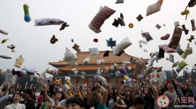 國際枕頭大戰(zhàn)日由來是什么 枕頭大戰(zhàn)規(guī)則是什么