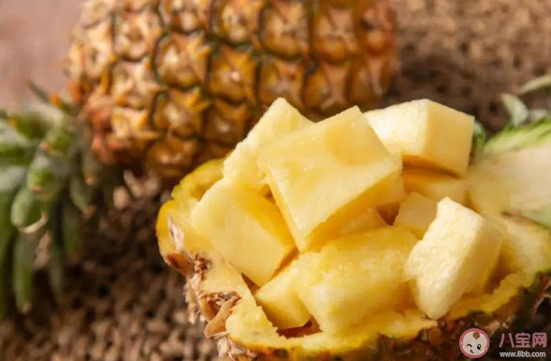 血糖高的人能吃鳳梨嗎 鳳梨哪些人不能吃 血糖高的人能吃鳳梨嗎 鳳梨哪些人不能吃