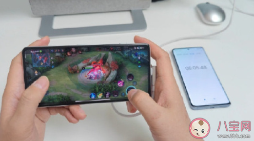 玩手游你選壓感還是肩鍵 壓感還是肩鍵更好呢 玩手游你選壓感還是肩鍵 壓感還是肩鍵更好呢