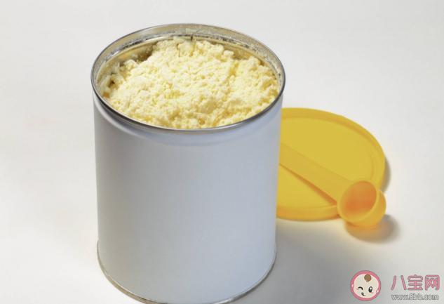 為什么吃奶粉的寶寶比吃母乳的寶寶胖 母乳和奶粉喂養(yǎng)的營養(yǎng)區(qū)別