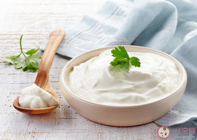 酸奶會腐蝕牙齒嗎 常喝酸奶對身體有哪些好處