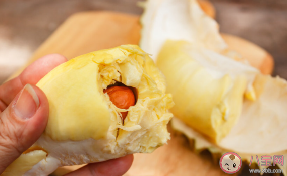 吃榴蓮建議每天不要超過200克 榴蓮的熱量到底有多高